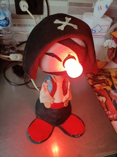 Lampada pirata panno lenci - in,