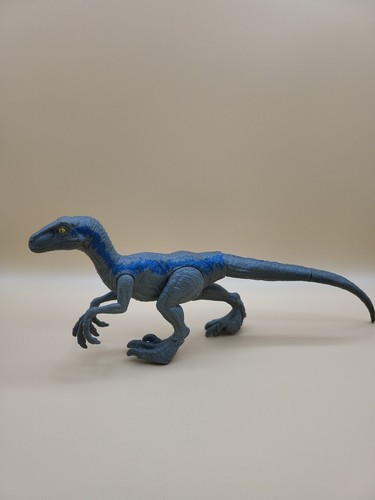 2017 jurassic world blue - 2017,