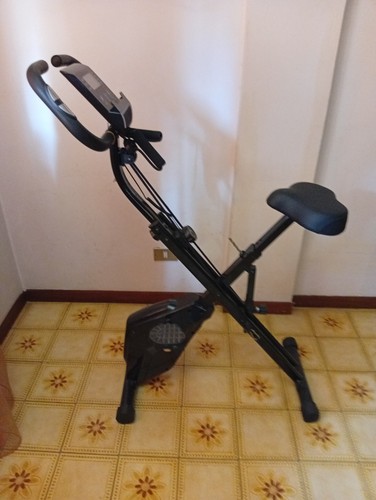 Cyclette pieghevole magnetica - cyclette,