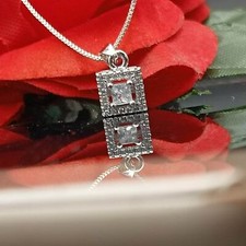 Ciondolo Hallo con diamante