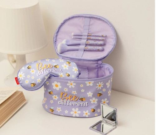 Beauty case hello - -,