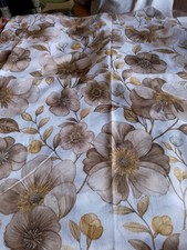 Sciarpa Fiori Beige Bordi Dorati