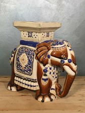 Elefante porta vasi in ceramica indiano del XX secolo