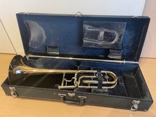 Holton TR-159 trombone basso