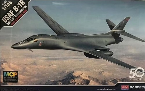 Academy hobby 12620 usaf - 12620, b-1b