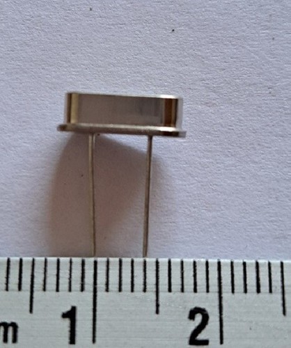 Cristallo quarzo 20 mhz - di,