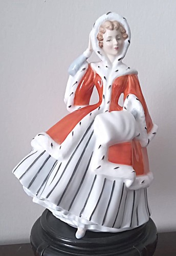 Rara figurina royal - doulton,