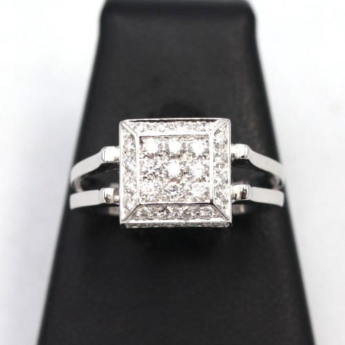 Anello con pavé diamanti