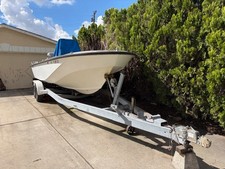 Boston Whaler 22ft Guardian