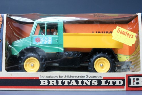 Britains farm 9569 - farm, merc