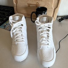 Nike Air Jordan bianche