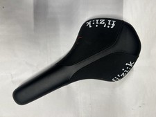 Sella bici da corsa FIZIK modello ANTARES R7 nera 