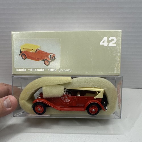 Modellino auto rio - rio, 1:43