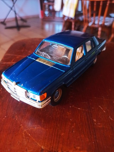 Mercedes 280 dark blue - mercedes,