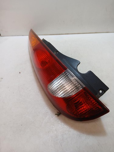26555bu200 fanale posteriore - 26555bu200,