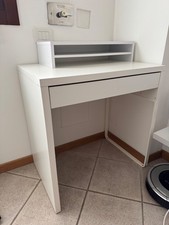 scrivania Ikea piccola