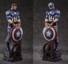 Grande statua di Capitan