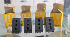 Lotto di 4 prese bipasso Vimar