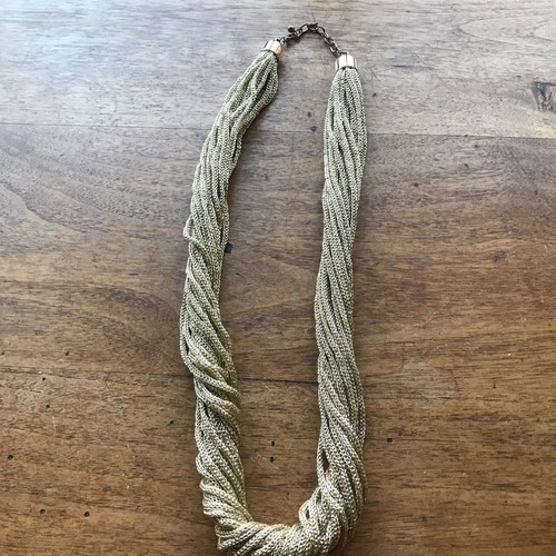 Collana maglia dorata - in,