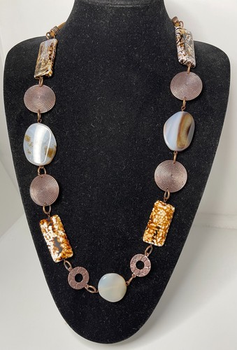 Collana lunga con originali