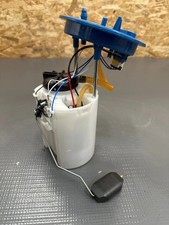 Skoda Fabia Mk4 (6VA) 2021 Benzina nel serbatoio pompa carburante trasmettitore livello 2Q0919051L