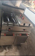 FRIGGITRICE DOPPIA VASCA "ANGELOPO"A GAS 80x90x87€1500 Wathsapp 3483663611 