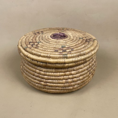 Cesto vintage africano con