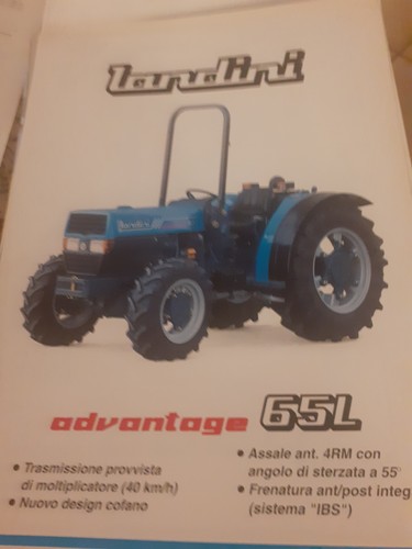 Brochure depliant trattore - brochure,
