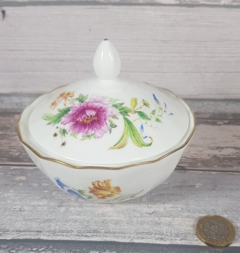 Vintage royal doulton lidded - doulton,