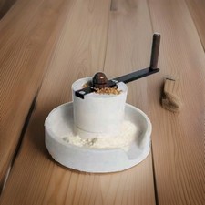 Mulino manuale per cereali