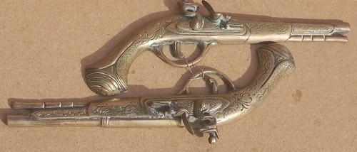 Coppia pistole antiche vintage