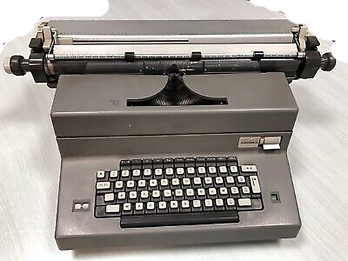 Macchina per scrivere - macchina, olivetti