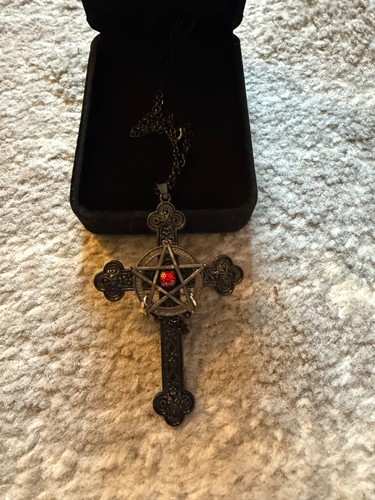 Collana catena nera gotica