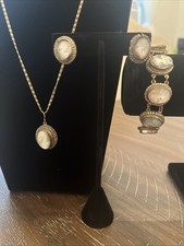 VINTAGE Giuseppe Mandile set gioielli cammeo italiano argento 800 su ottone.