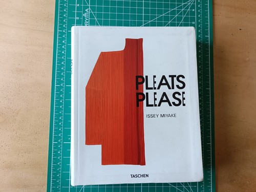 Pleats please issey miyake - please,