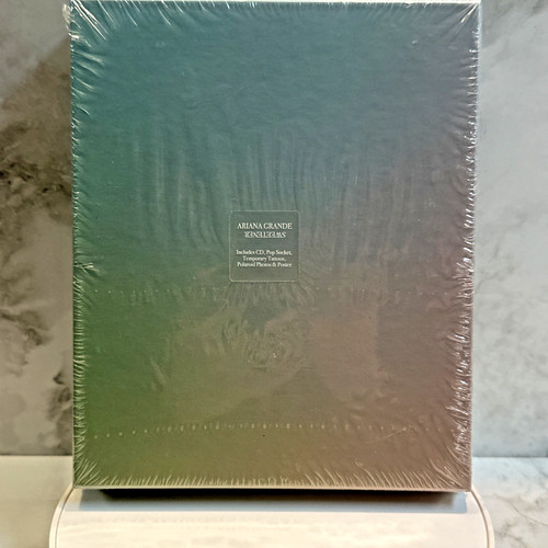 Ariana grande sweetener - -,
