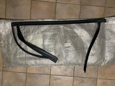 GUARNIZIONE PORTA FINESTRINO