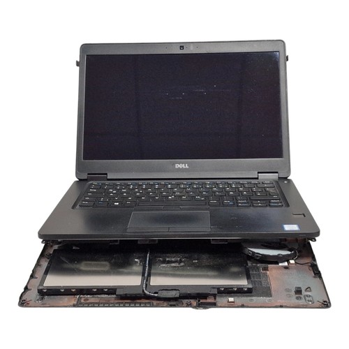 Pezzo ricambio case - di,