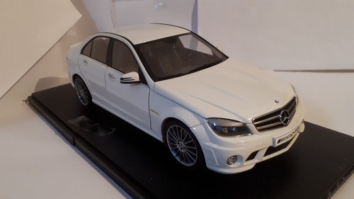 Autoart mercedes c63 - mercedes,
