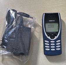 Nokia 8210 Blu Testato