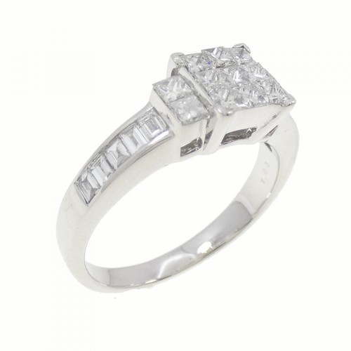 Autentico anello con diamanti