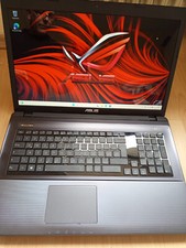 Asus A95V 18"4 pollici, Full