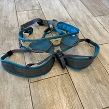 Petzl Luna imbracatura da seduta donna per arrampicata su roccia. Grande, blu, in buone condizioni