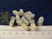 10 agrafes de fixation des