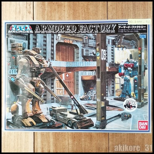 Bandai macross fabbrica - di,