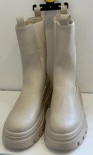 Stivaletto Primark metà