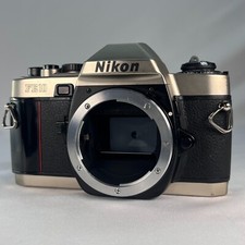 Nikon FE10 SLR 35mm pellicola