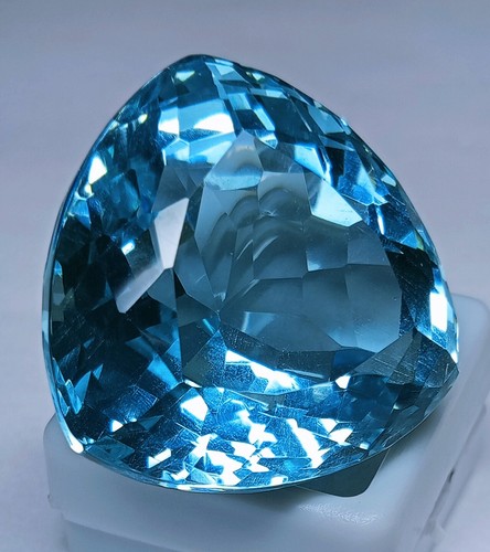 Acquamarina 115 ct - acquamarina,