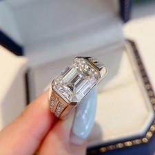 Anello da uomo con diamanti