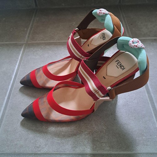 Scarpe fendi decolte tacco - fendi,
